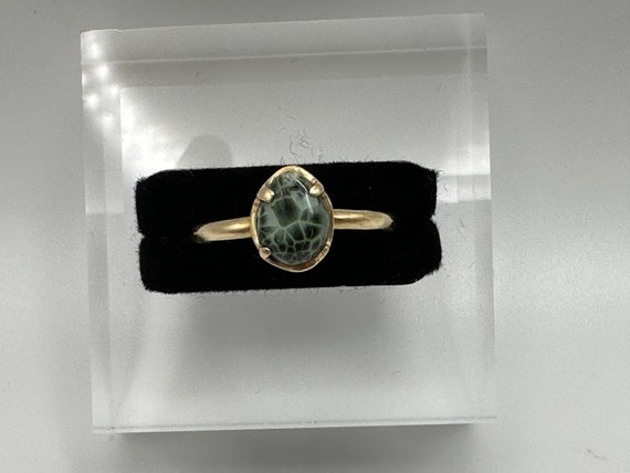 Beautiful and Unique Vintage 14k Yellow Gold Gree… - image 1