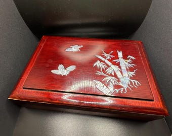 Vintage handgemachtes koreanisches Holz mit Perlmutt Inlay Deckeldose