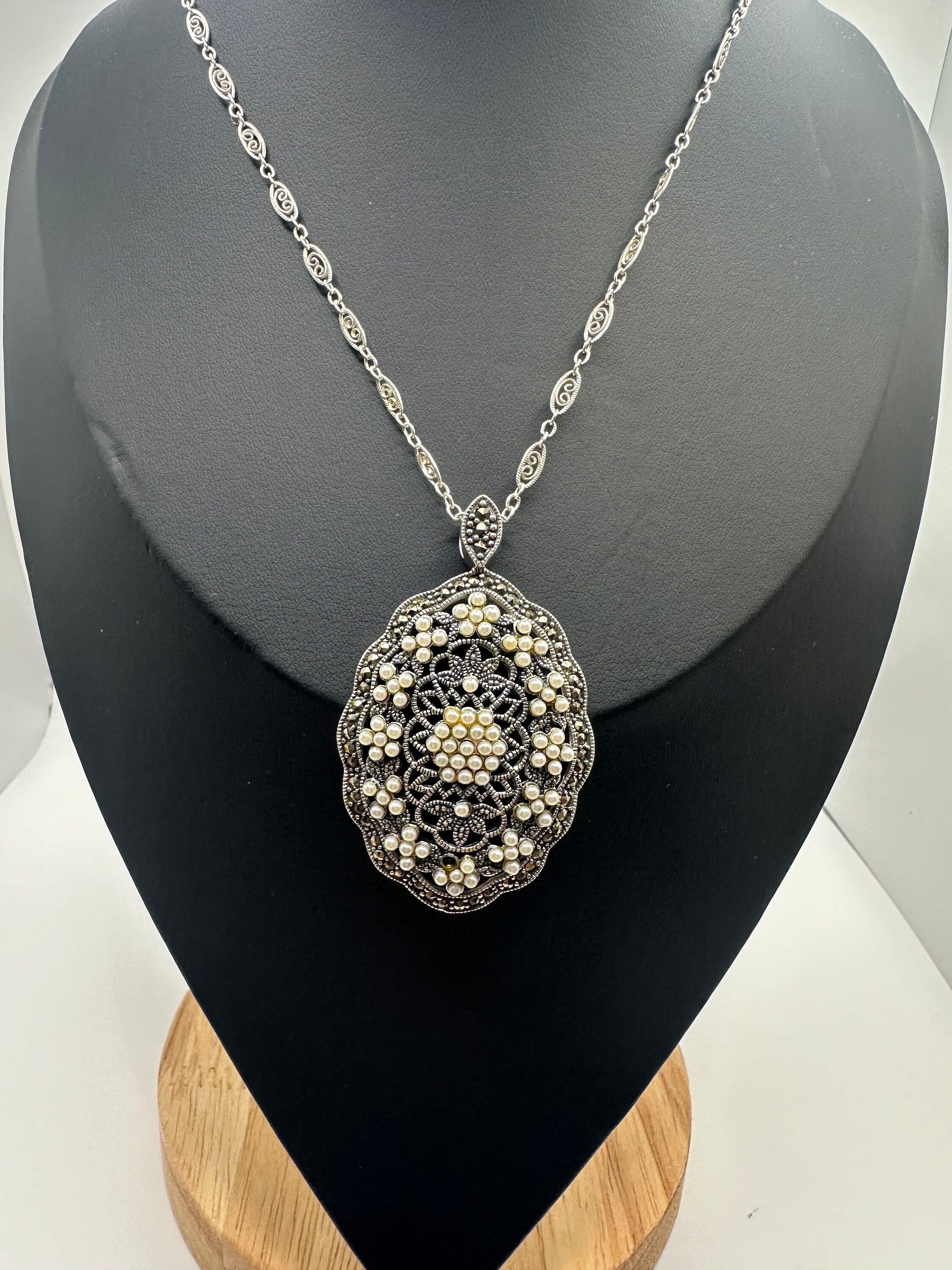 アクセサリー Philly chocolate Marguerite necklace MARGUERITE – Dorsey