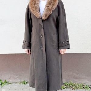 Vintage coat, coat, long coat, classic coat, vintage, ladies coat, coat, brown coat, fur coat, virgin wool coat