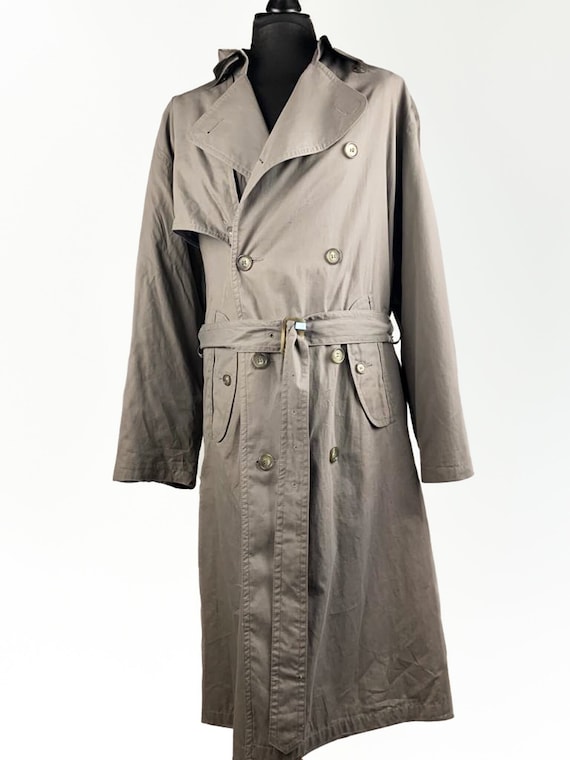 Detective trench coat 2025
