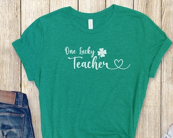 St Patricks Day Shirt, Irish Teacher Shirt,Minimalist Teacher Shamrock Shirt,One Lucky Teacher Shirt, St Patrick Day Teacher Shirt, Shamrock