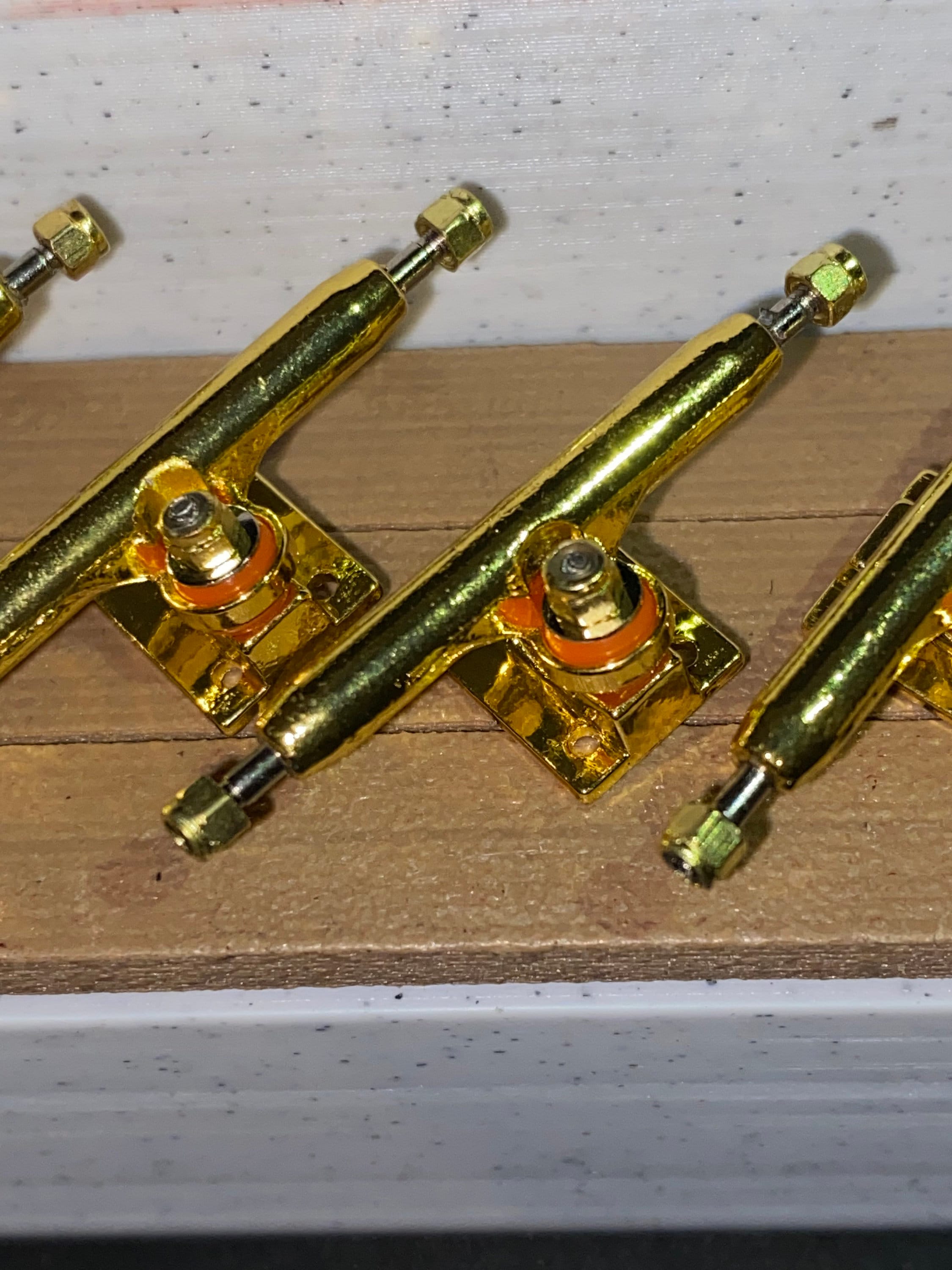 Gold trucks deals tech deck