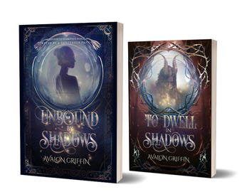 Unbound by Shadows e To Dwell in Shadows, set di libri tascabili firmati con gadget gratuiti