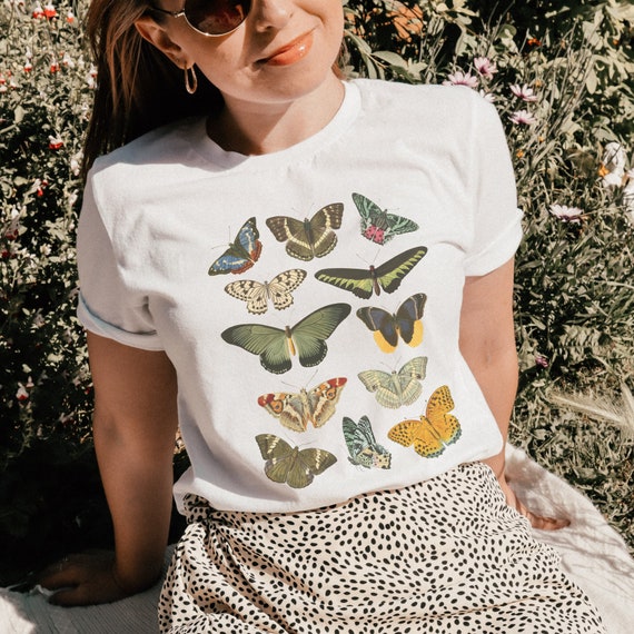 Retro Butterfly Shirt, Cottagecore Butterflies Shirt, Light Academia Shirt, Green Academia Clothing, Boho Butterfly TShirt, Naturecore Shirt