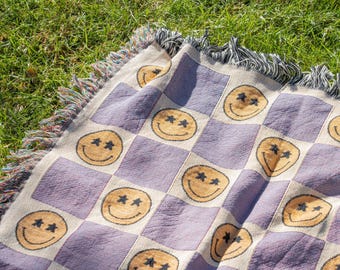 Board Game Blanket Cozy Room Decor Wall Hanging Gift For Board Gamer Checkered Meeple Smile Face Woven Throw Blanket Tapestry