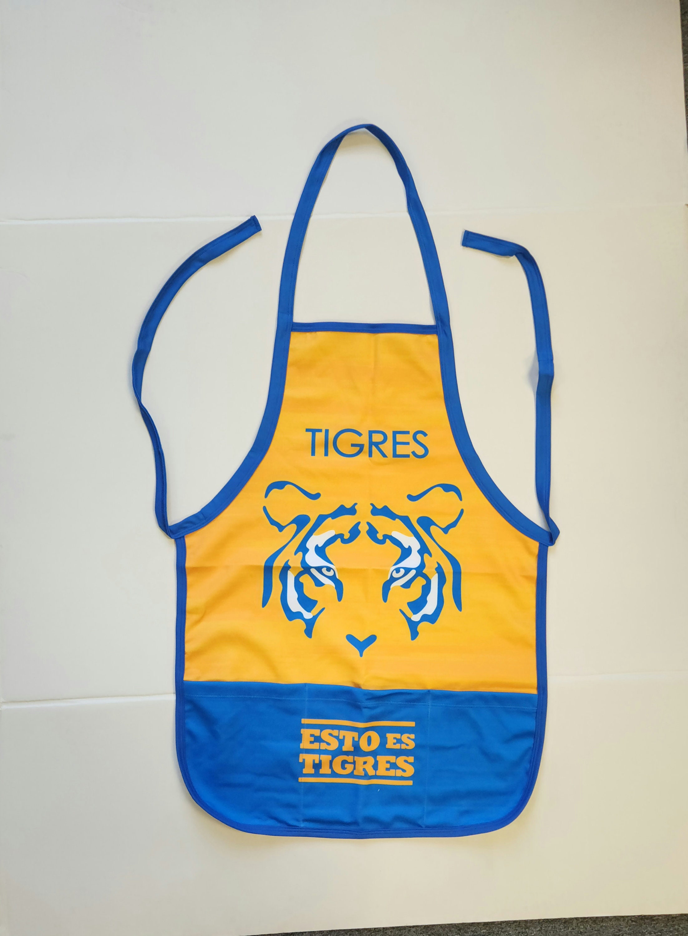 Tigres UANL Apron Adult Size With 2 Pockets Mandil Adulto 