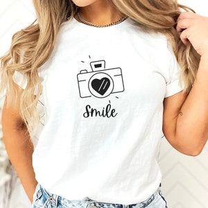Photographer Shirt, Photographer T shirt, Photographer Gift, Photographer Gifts, Photographer T-Shirt, Camera Tee, Photographer Tee