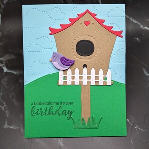 Cartão de aniversário feito à mão - Cartão de aniversário fofo - Cartão de aniversário - Pássaro roxo - Cartão de felicitações em branco