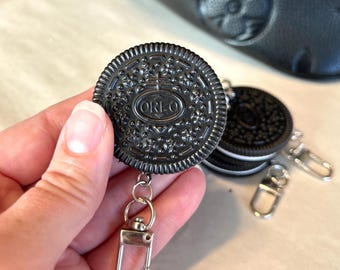Llavero Oreo, dije para bolso, colgador de mochila Cream Betweens, galleta blanca y negra