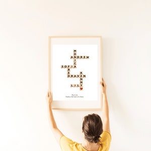 Impressão de palavras cruzadas com sobrenome, presente exclusivo para inauguração de casa, arte de parede de Scrabble, decoração familiar significativa, presente de lembrança de Scrabble personalizado