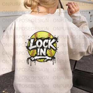 Grafite de Softball "Lock In" em PNG | Download Digital | Playoffs de Softball