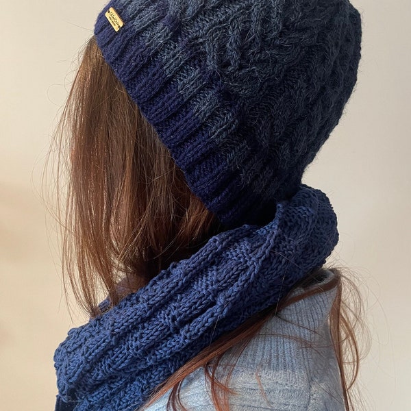 Écharpe et bonnet bleu, en laine, fait main