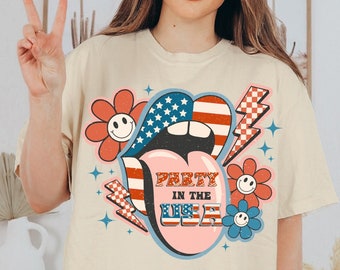 Retro Party in the USA Shirt, Party in the Usa T-Shirt, 4th of July Party T-Shirt, Trendy Usa Celebration Shirt, America Tee, Retro USA Tee