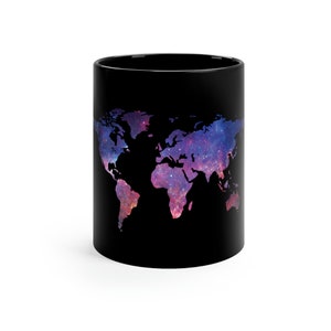 Kosmische Welt Atlas Kaffeetasse, Weltkarte Teetasse, Geographie Kaffeetasse, 11 Unze schwarze Tasse, Studenten Geschenk