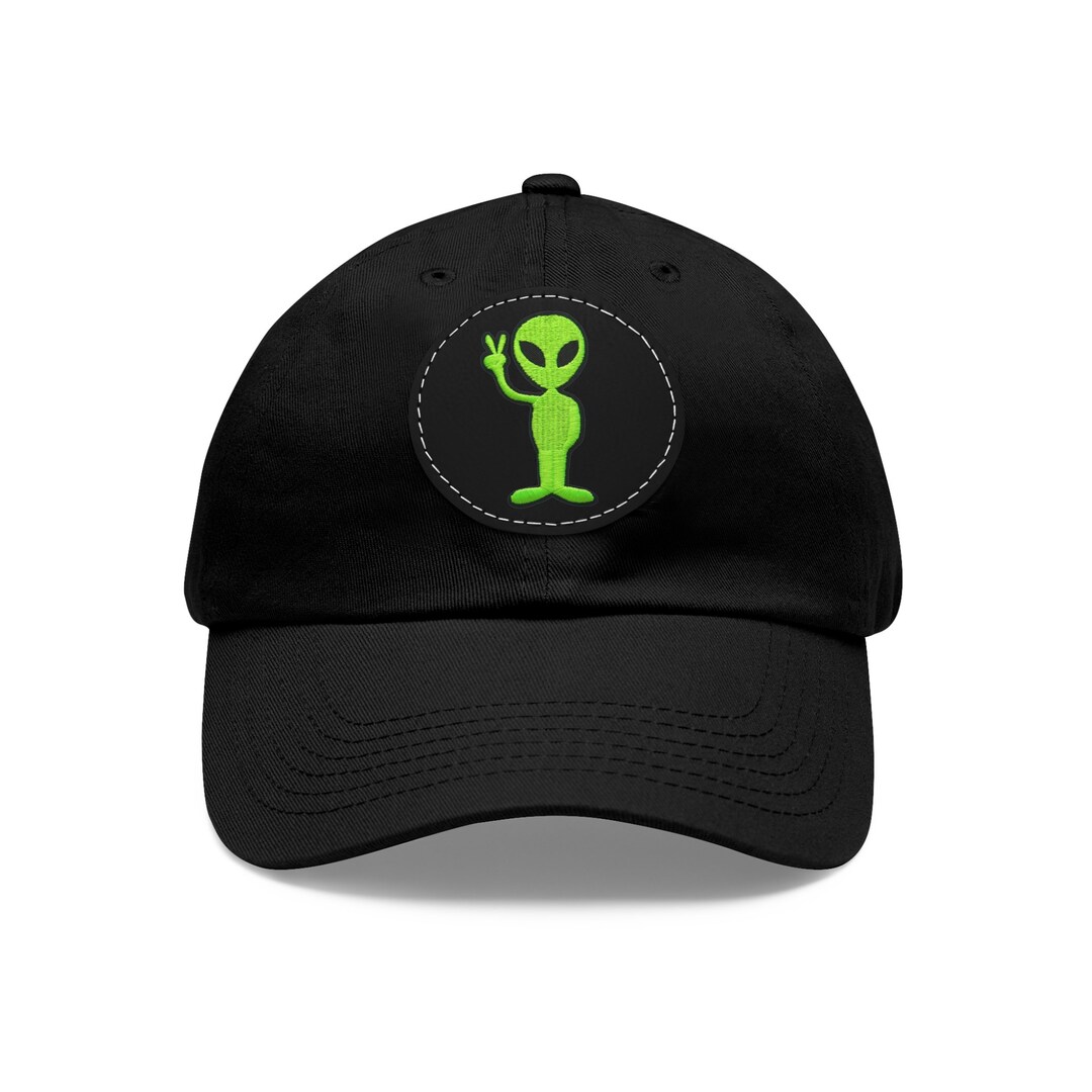 Peaceful Green Alien Cute UFO Hat, Funny Outer Space Alien Meme Basebal ...