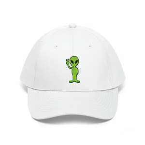 Peaceful Green Alien Embroidered Cute UFO Hat, Funny Outer Space Alien ...