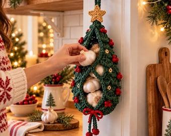 Christmas Tree Garlic Holder Crochet Pattern PDF, Holiday Kitchen Organizer