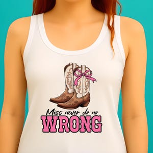 Country Chic Women&#39;s Ideal Racerback Tank with &#39;Miss Never Do No Wrong&#39; Print, Summer Concert Casual Wear Gift for Her, Sleeveless Top,
