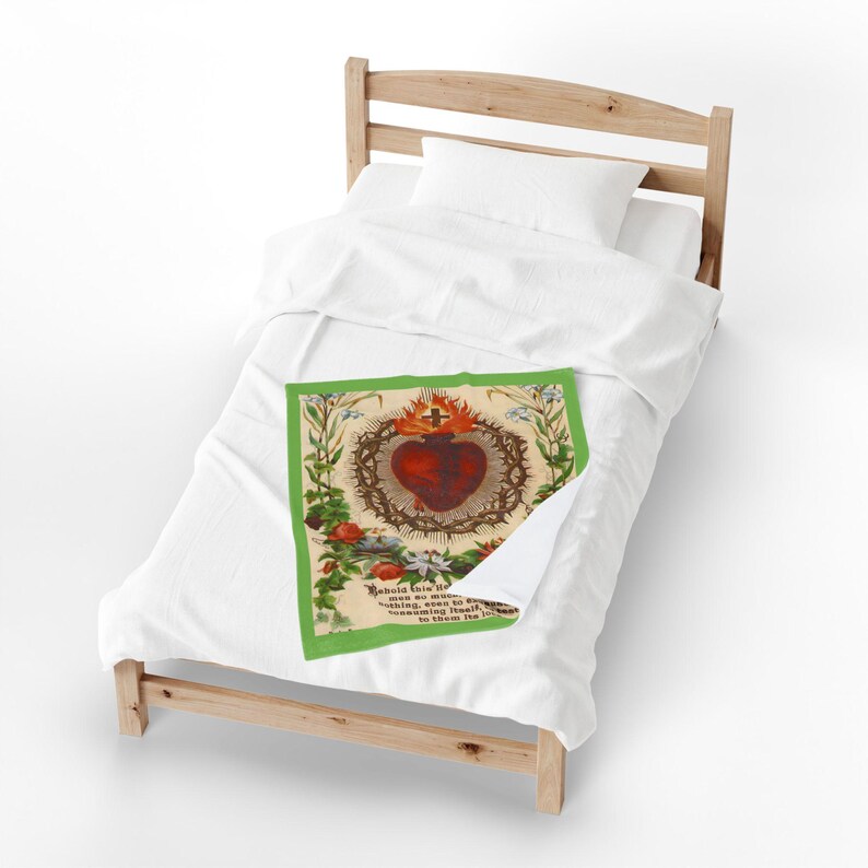 Manta de felpa de terciopelo con ilustración del Sagrado Corazón / Diseño de estampa religiosa antigua / Diseño devocional religioso imagen 13