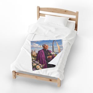 Blessed Fulton Sheen Blanket, Catholic Plush Throw, Archbishop Sheen Evangelization Keepsake Gift image 10