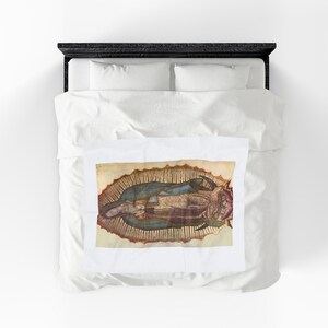 Our Lady of Guadalupe Velveteen Plush Throw Blanket | Catholic Virgin Mary Gift image 3
