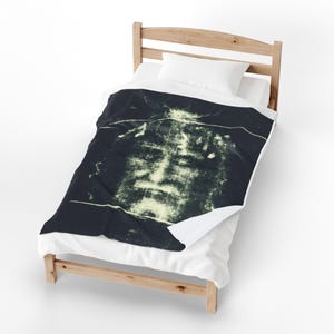 Shroud of Turin Blanket, Holy Face of Jesus Catholic Throw, Devotional Gift for Catholic Home or Prayer Room image 8