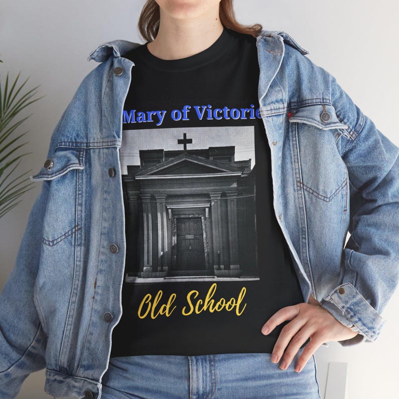Koszulka Old School z motywem St. Mary of Victories | Zdjęcie z kościoła w stylu vintage, koszulka religijna zdjęcie 1