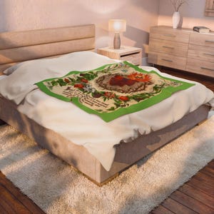 Manta de felpa de terciopelo con ilustración del Sagrado Corazón / Diseño de estampa religiosa antigua / Diseño devocional religioso imagen 9