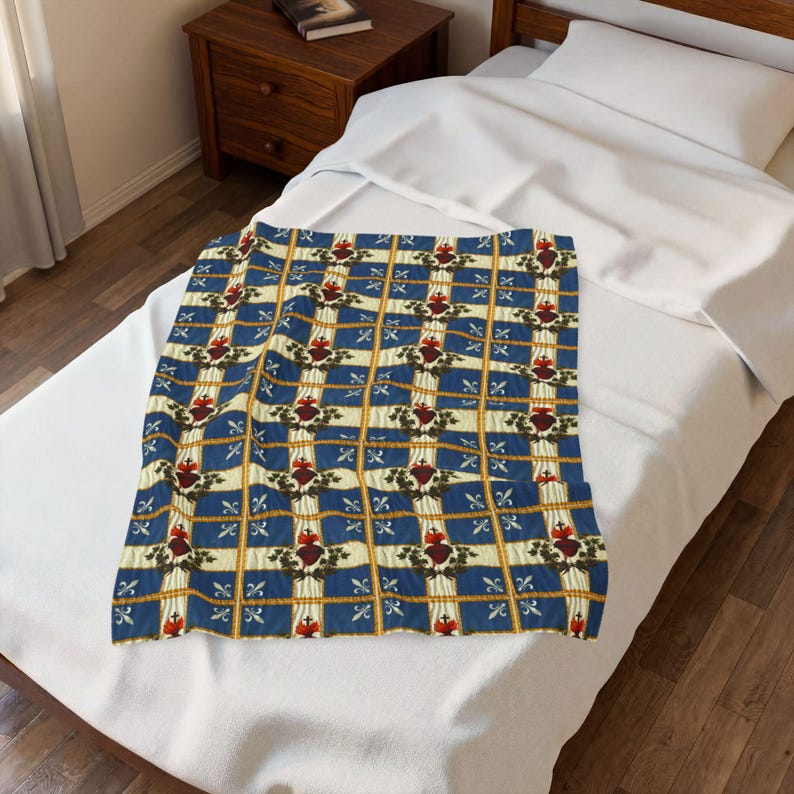 Vendee French Sacred Heart Flag Blanket | Velveteen Plush Blanket image 4