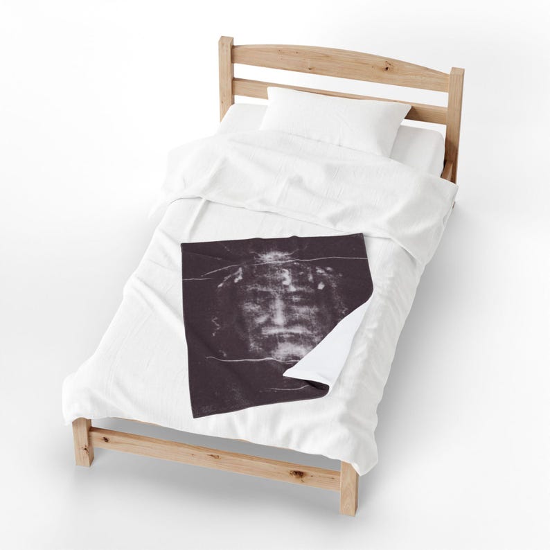 Shroud of Turin Blanket, Catholic Prayer Throw, Holy Face of Jesus Gift for Catholic Home image 8