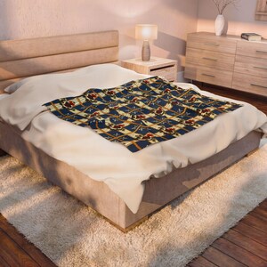 Vendee French Sacred Heart Flag Blanket | Velveteen Plush Blanket image 9