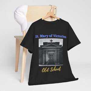 Koszulka Old School z motywem St. Mary of Victories | Zdjęcie z kościoła w stylu vintage, koszulka religijna zdjęcie 6