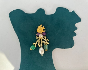 Coral and fish earrings in zama. Pendants with fish pin, river pearls and natural stones. Sicilian jewelry for girlfriend and wife.