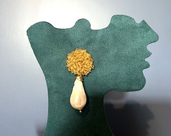 Italian yellow gold earrings and large baroque pearl pendant. Handmade stud earrings. Gift for women, summer jewelry.