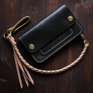 Handgefertigte Trucker Wallet/Biker Geldbörse mit Geldbörsenkette. Leder Portemonnaie mit Kordel. Geschenk für Männer / Papa / Freund