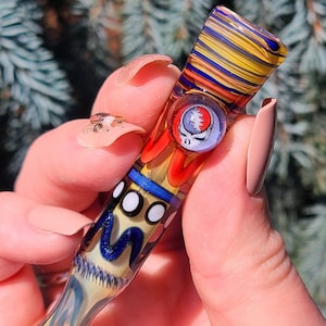 Copo de confete Chillum One Hitter com Milli