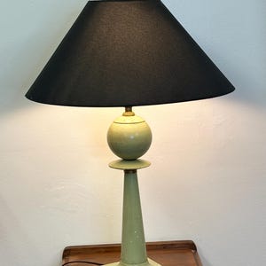 Atomic MCM Avocado Green Lamp