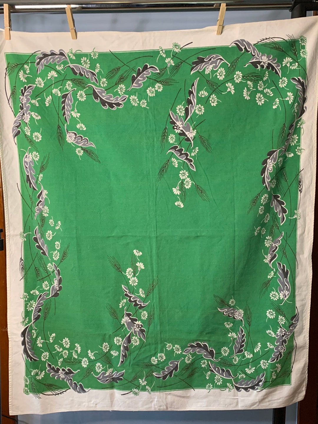 Vintage Kelly Green Tablecloth Etsy