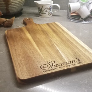 Tabla de cortar personalizada, tabla de cortar grabada, tablas de charcutería, regalo de boda, regalo de inauguración de la casa, regalo de aniversario, regalo de Navidad,
