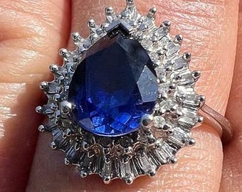 10K white gold vintage blue & white sapphire ring ~ US Size 6.5 ~ Signed TL 3.13 grams