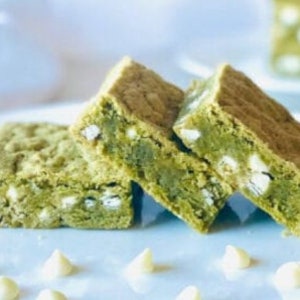 9 Matcha White Chocolate Chip Brownies