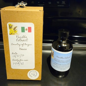 All-Natural MEXICAN Single-Origin Vanilla Extract (4 oz. bottle, 1-year aged)
