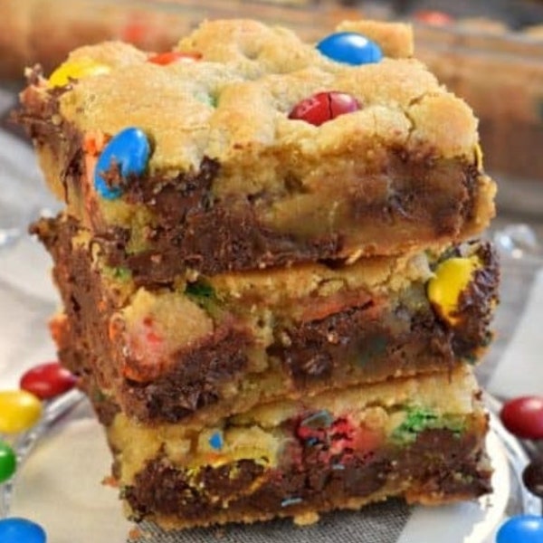 M&M Cookie Bars