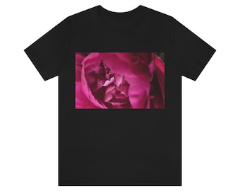 Full Bloom Peony Graphic T-shirt