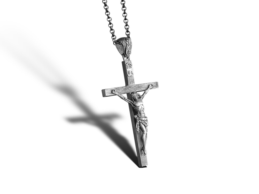 Silver Jesus Pendant Men Jesus Christ Necklace Crucifix Necklace Men