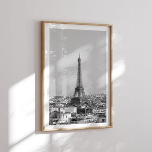 Eiffel Tower Printable Art, Paris Poster, Black and White Wall Art, High Resolution Photography, France B&W Print