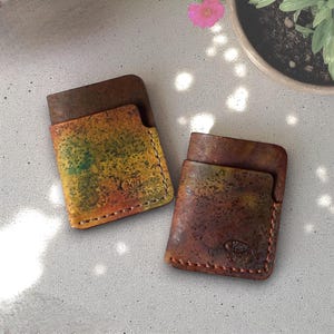 Handgenähter Kork-Kartenhalter – Minimalistisches Etui für Karten und Scheine – Umweltfreundliche Handwerkskunst – Nachhaltige Lederwaren
