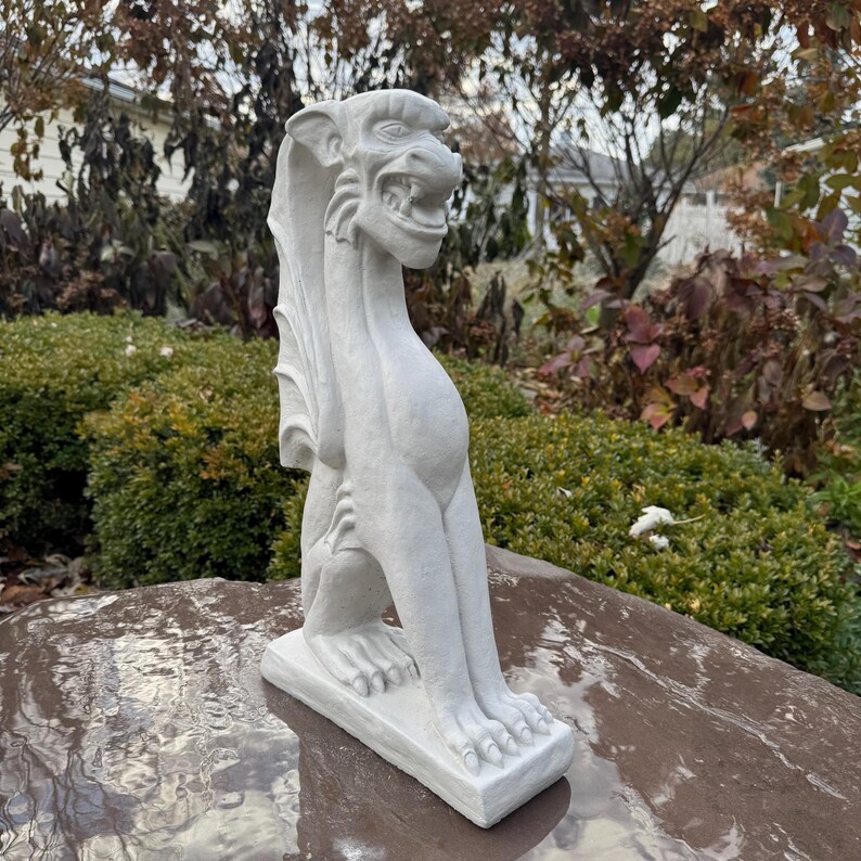 Gargoyle Statue - Concrete Garden Decor - 18" Gothic Home and Patio ...
