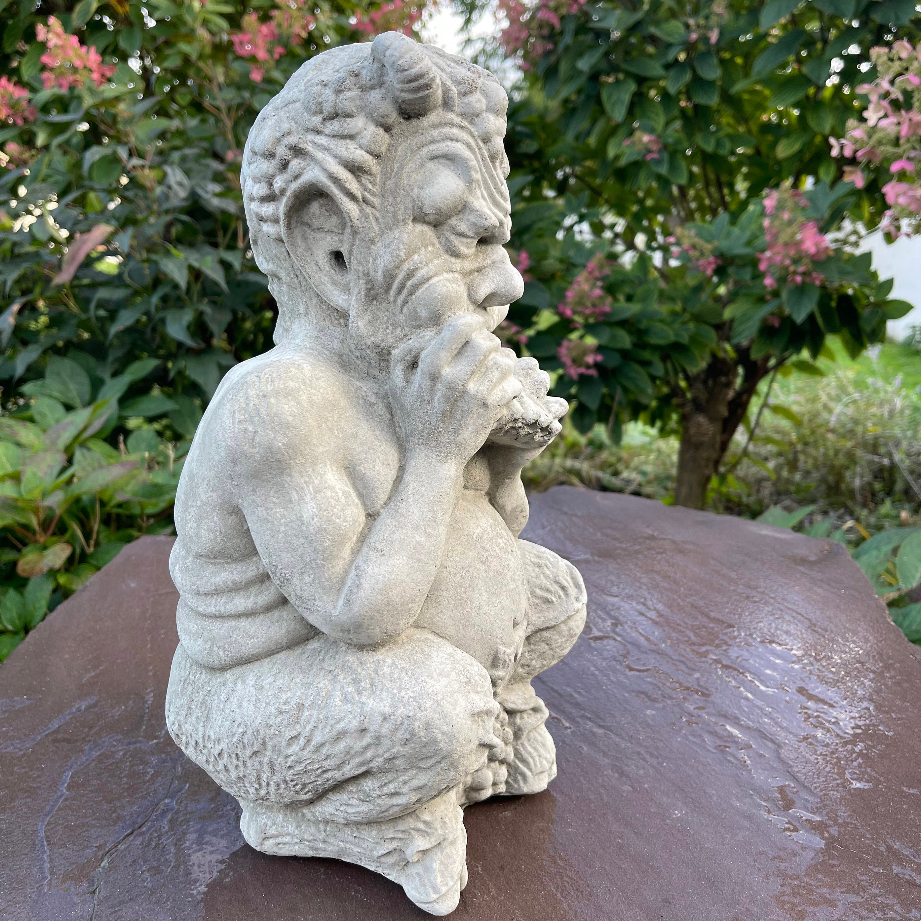Statue de jardin en pierre et fibre : statue d'extérieur en fibres